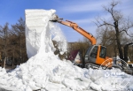 长春南湖公园雪雕陆续拆除中 拆一座雪雕共分几步 - 新浪吉林