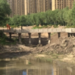 　　伊通河河堤正在施工 - 新浪吉林