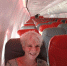 星级享受！坐飞机成唯一乘客 女子404元享受“包机”服务(图) - News.365Jilin.Com