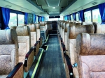 长春吉林城际公交车内部配置沙发座椅，充分考虑乘坐的舒适性。 - 新浪吉林